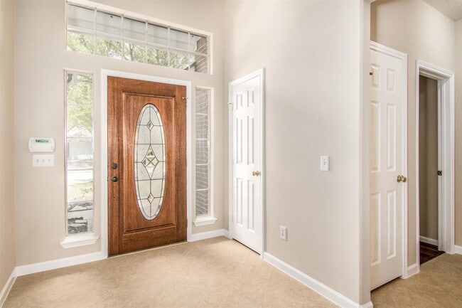 Photo - 20719 Medallion Pointe Dr