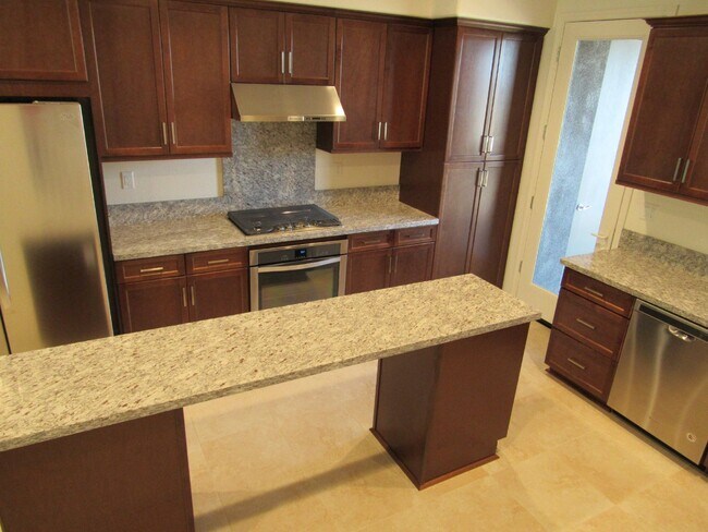 Photo - Stunning 3 Bed/3.5 Bath Townhome Walking Distance to BART