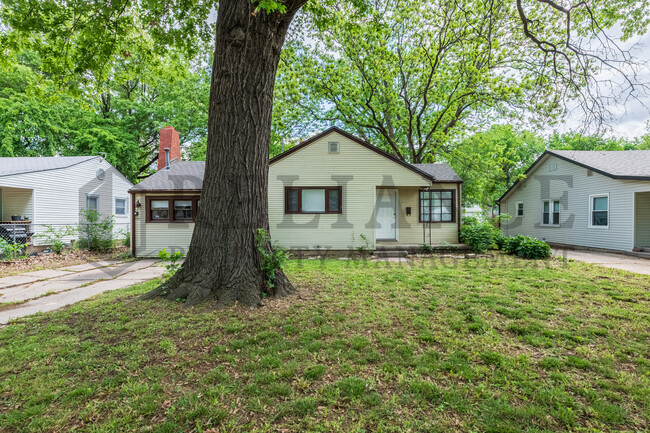 Photo - 710 S Pershing St House