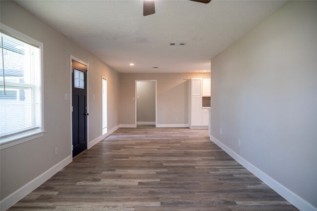 Photo - 5502 Elm Tree Dr