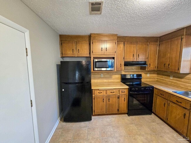 Photo - 1109 Sussex Ln