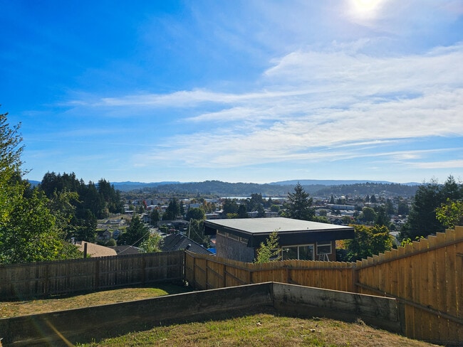 Photo - 260 N 13th St Unidad B