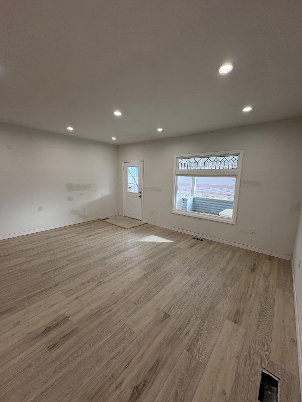 Photo - 2104 8th Ave