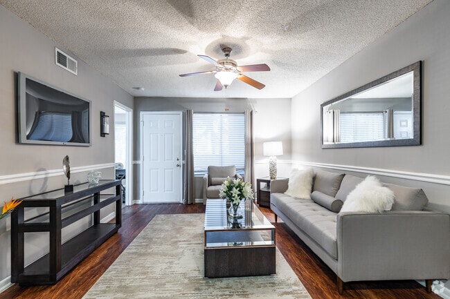 2 BR, 2 BA - 952SF - Topaz Riviera