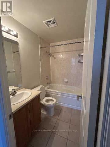 Photo - 349 Rathburn Rd W Unit 1003