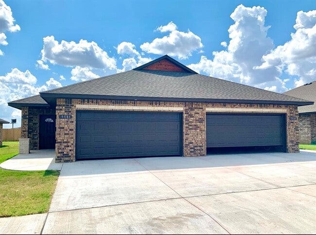 Photo - 1837 Cypress Ln