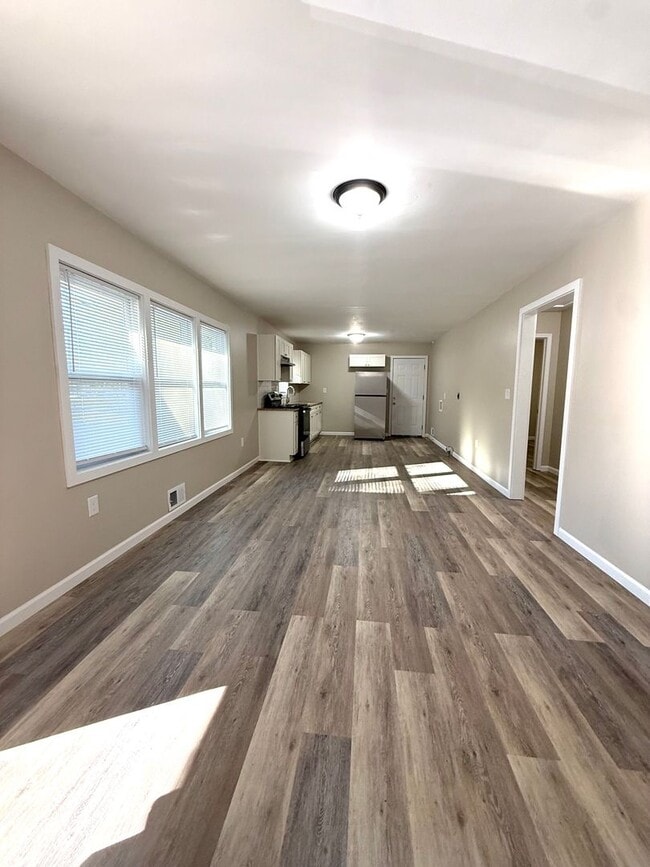 Photo - RENOVATED DUPLEX!