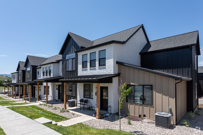 New townhomes for rent near Provo, Utah - The Springs at Coyote Ridge