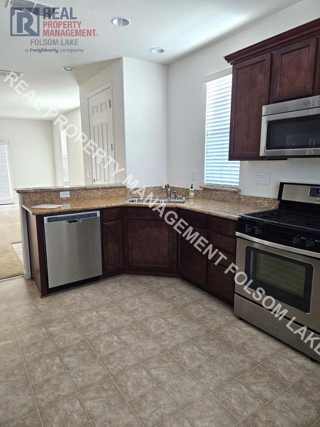 146 Barnhill Dr