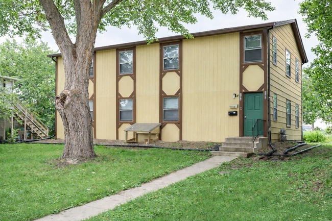 Building Photo - 1146-48 Unit 1