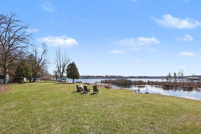 Photo - 5884 Rays Dr