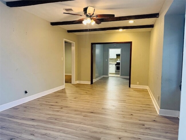 Photo - 2308 Bennington St