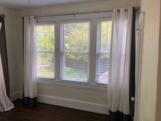 Photo - 1330 Belleview Ave SE