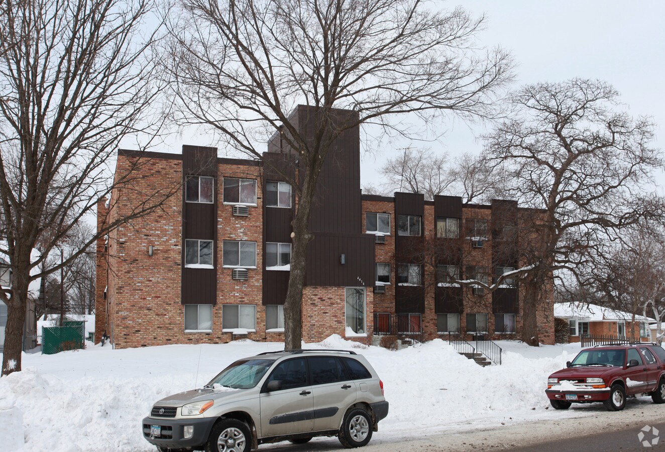 Photo - 4416 Minnehaha Ave