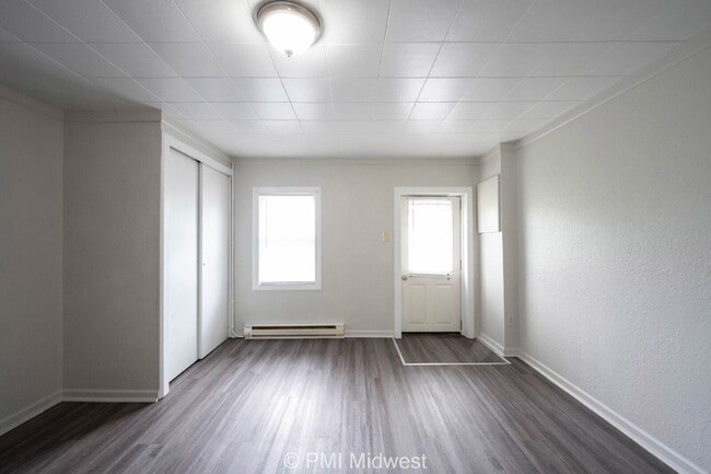 Photo - "Cozy Studio Living: Efficient & Affordable Space in Greenfield, IN!" Unit Apt 2