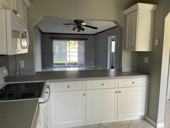 Photo - 1100 Pine Dr Unit 108