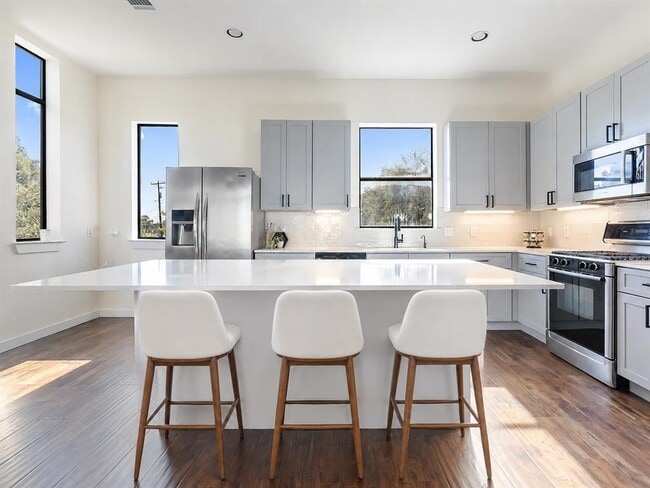 Photo - 6000 S Congress Ave Unit 201
