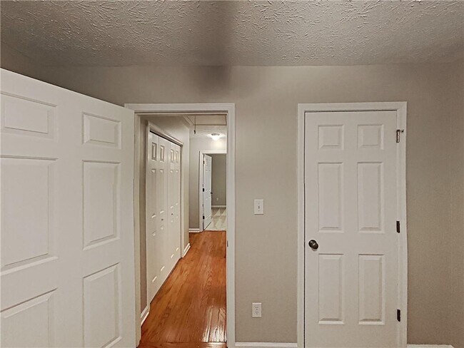 Photo - 187 Alexis Dr