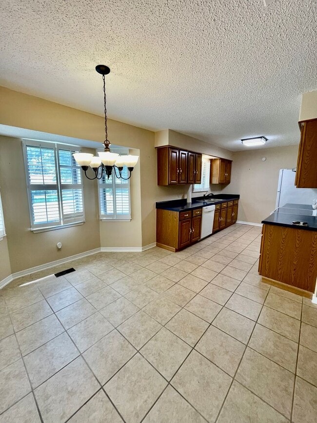 Photo - Charming Rental in Broken Arrow 3BD 2BA 2 ...