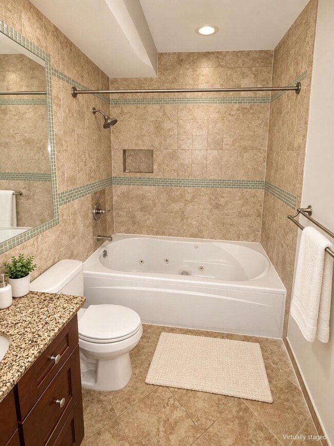 600 Hudson St Unit 2D