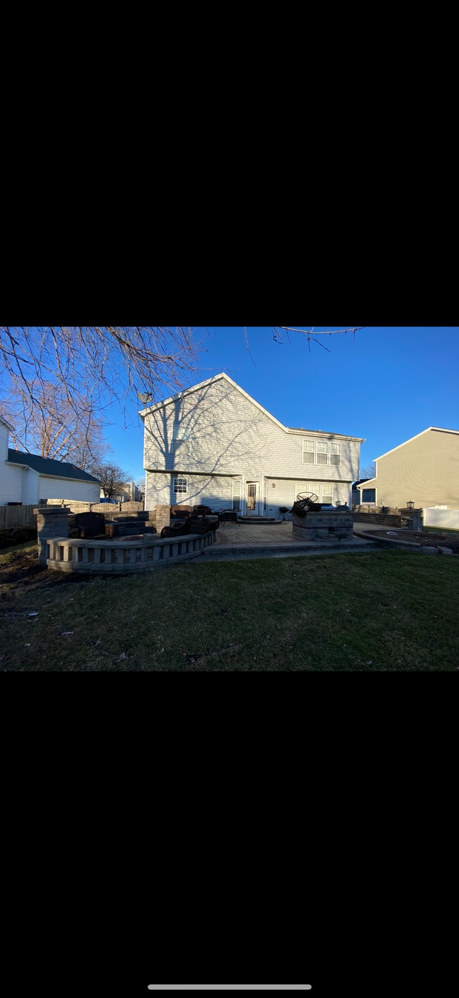 Photo - 1915 Chestnut Grove Dr