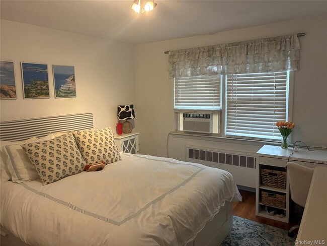 Photo - 375 W Fulton St