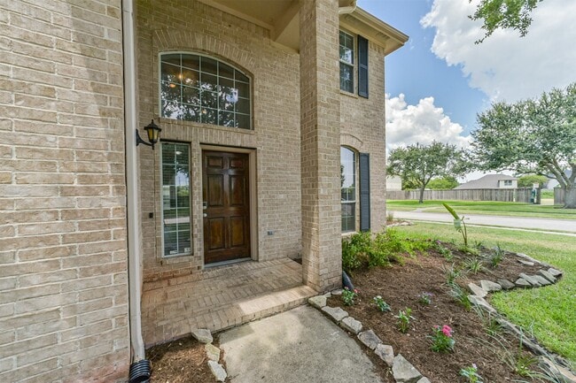 Photo - 315 Willow Pointe Dr