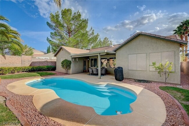 Building Photo - 2288 Tedesca Dr