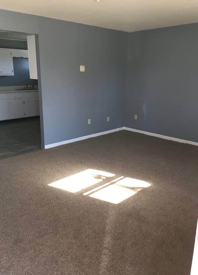 Photo - 114 Maplelawn St