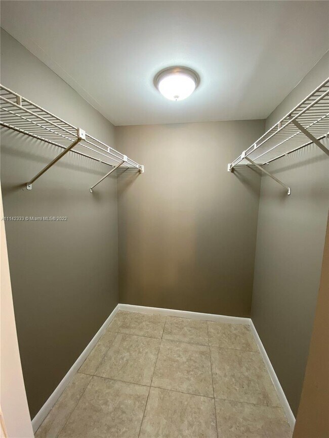 711 N Pine Island Rd Unidad 401 Rental Plantation, FL