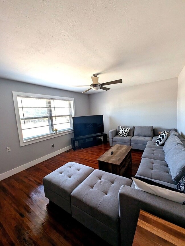 Photo - 1202 Douglas Dr