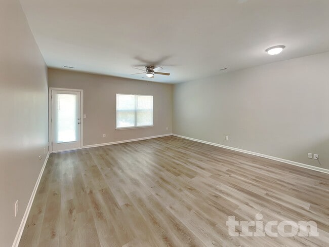 Photo - 7514 Mary Jo Helms Dr