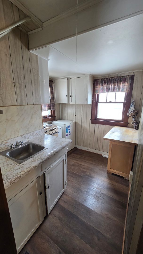 Photo - Affordable studio Unit #5