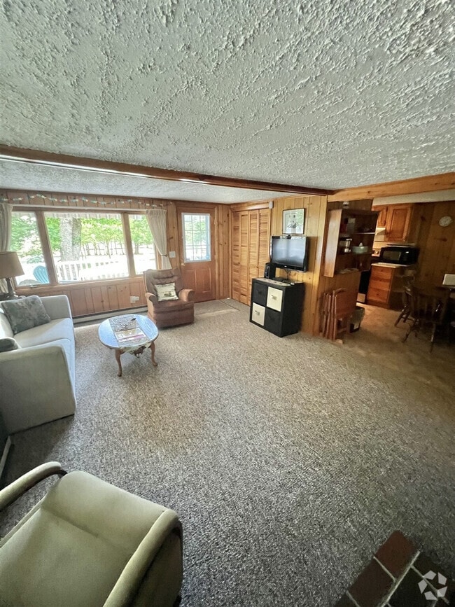 Building Photo - 24 Bayou Rd Rental