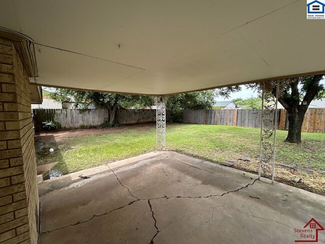 Photo - 6 NW 60th St