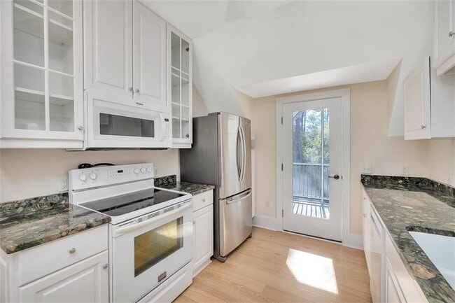 Photo - 156 Shady Brook Cir Unit 301