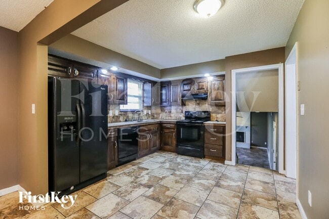 Photo - 408 E 90th St