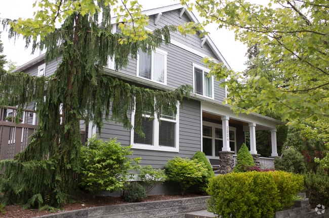 Building Photo - 2504 Fir Crest Blvd Rental