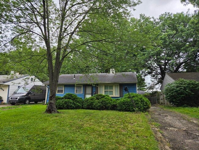 Building Photo - 946 S Hampton Rd