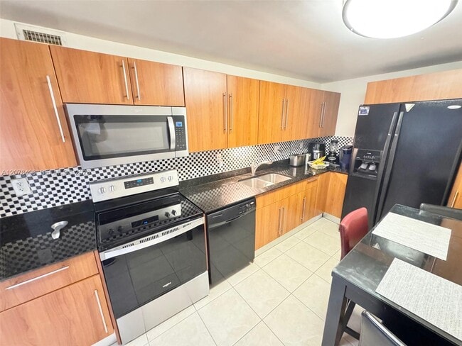 3001 S Ocean Dr Unit 229