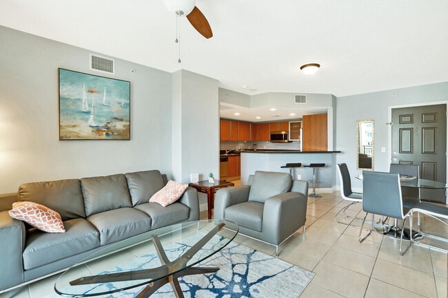 Photo - 610 Clematis St Unit 538