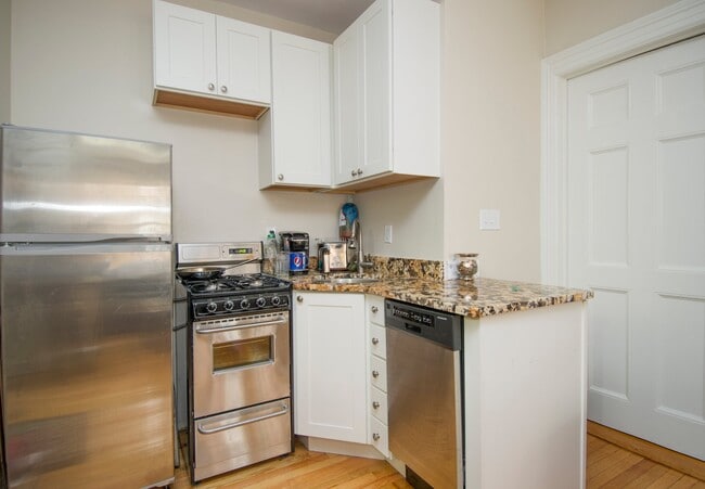 Photo - 16 River St Unit 4