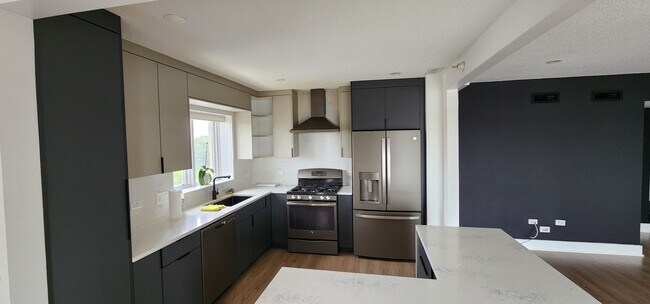 Photo - 7400 Lincoln Ave Unidad 603