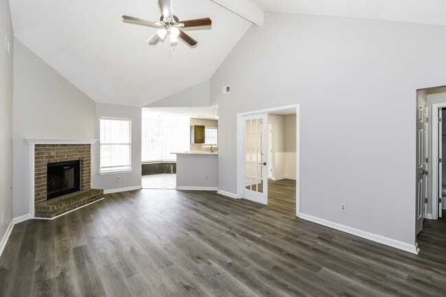 Photo - 6963 Naples Dr