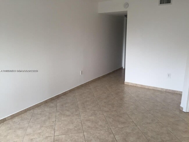 Photo - 721 N Pine Island Rd Unit 416