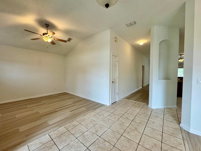 Photo - 1012 Arbor Trails Ct