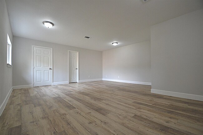 Photo - 4527 Adonis Dr