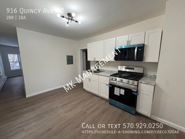 Building Photo - 916 Quincy Ave Unit 2