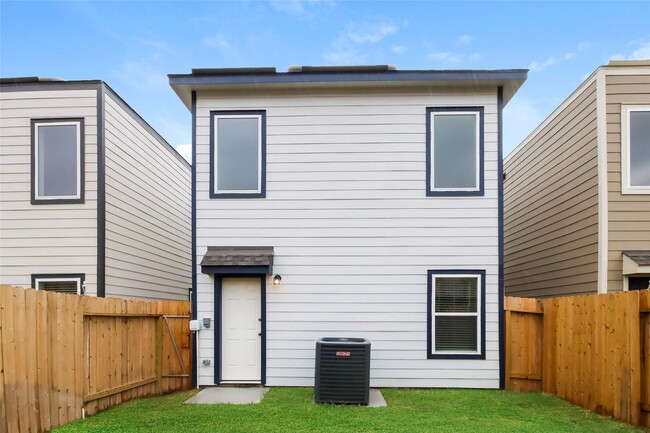 Photo - 15228 Estrella Rd E