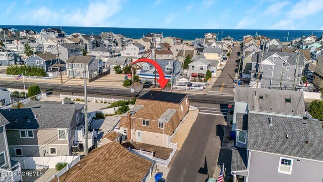 Photo - 102 W Colony Rd
